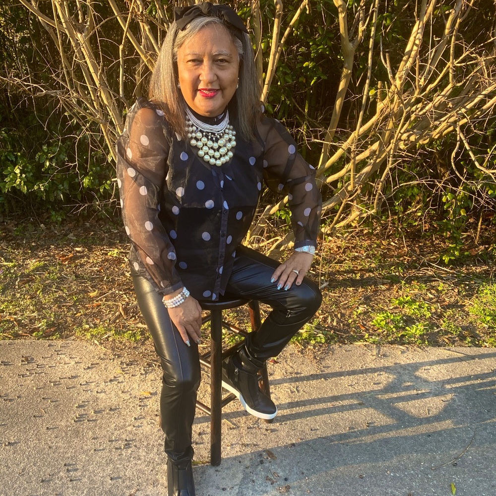 Meet your Posher, Lydia